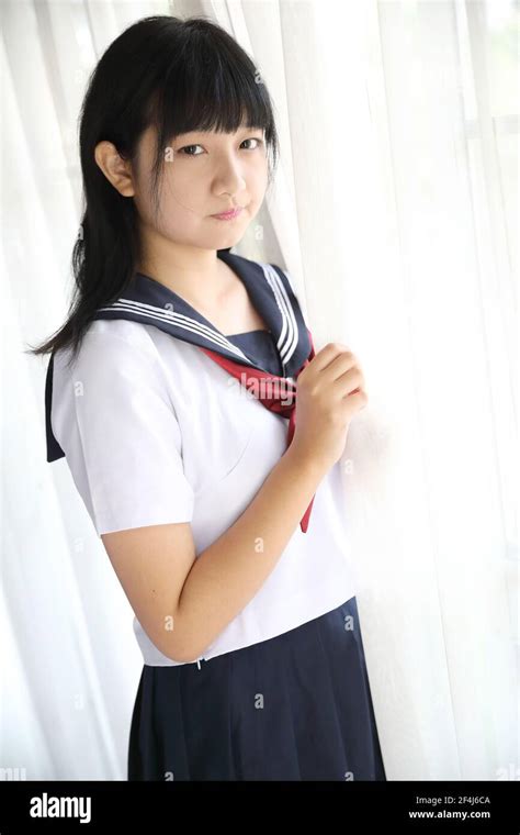 japanese schoolgirl blowjob